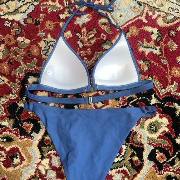Cupped Women’s Swimsuit - Picture 3 of 4